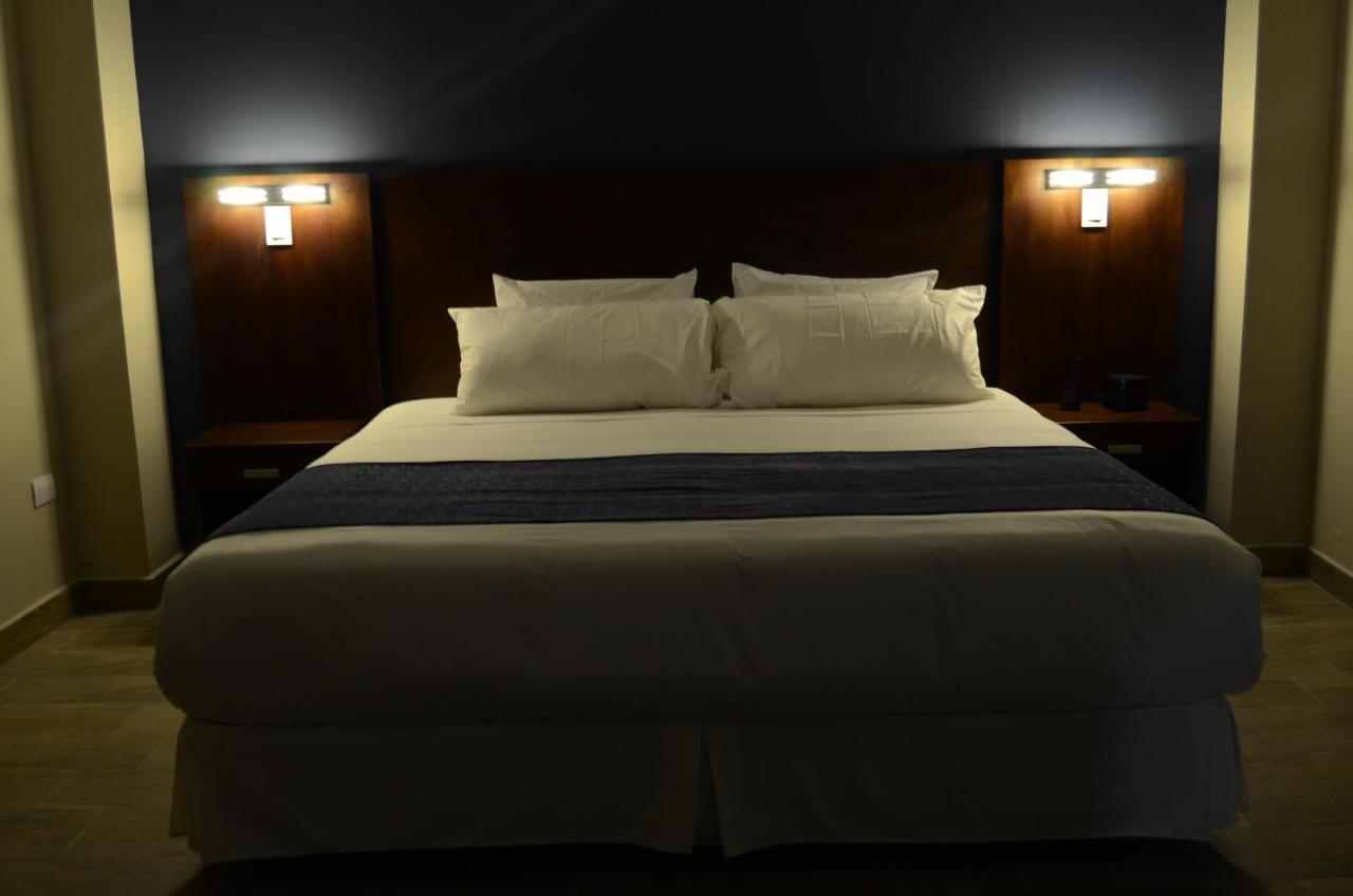 Hotel San Agustin Plaza Latacunga Extérieur photo