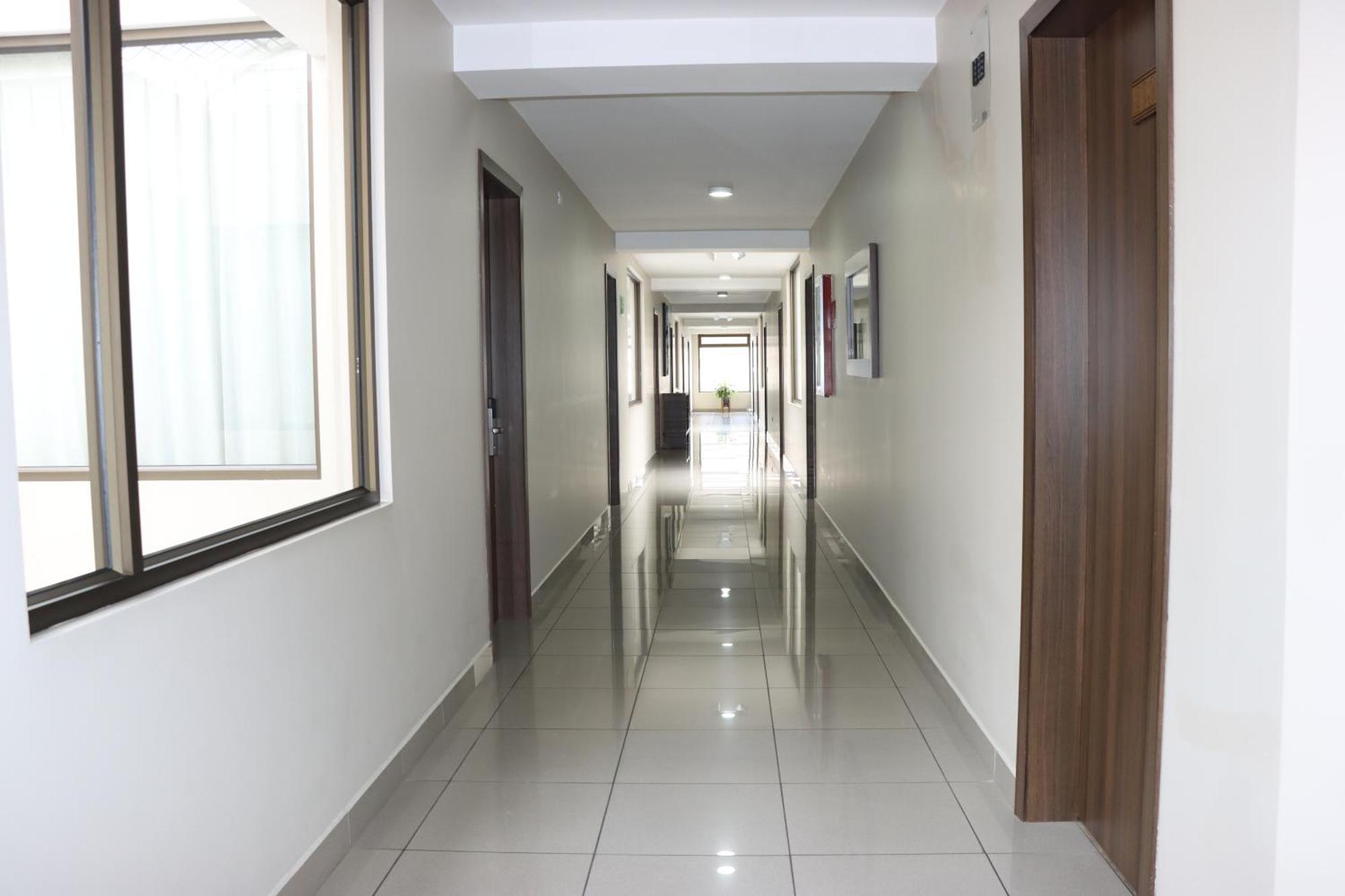 Hotel San Agustin Plaza Latacunga Extérieur photo