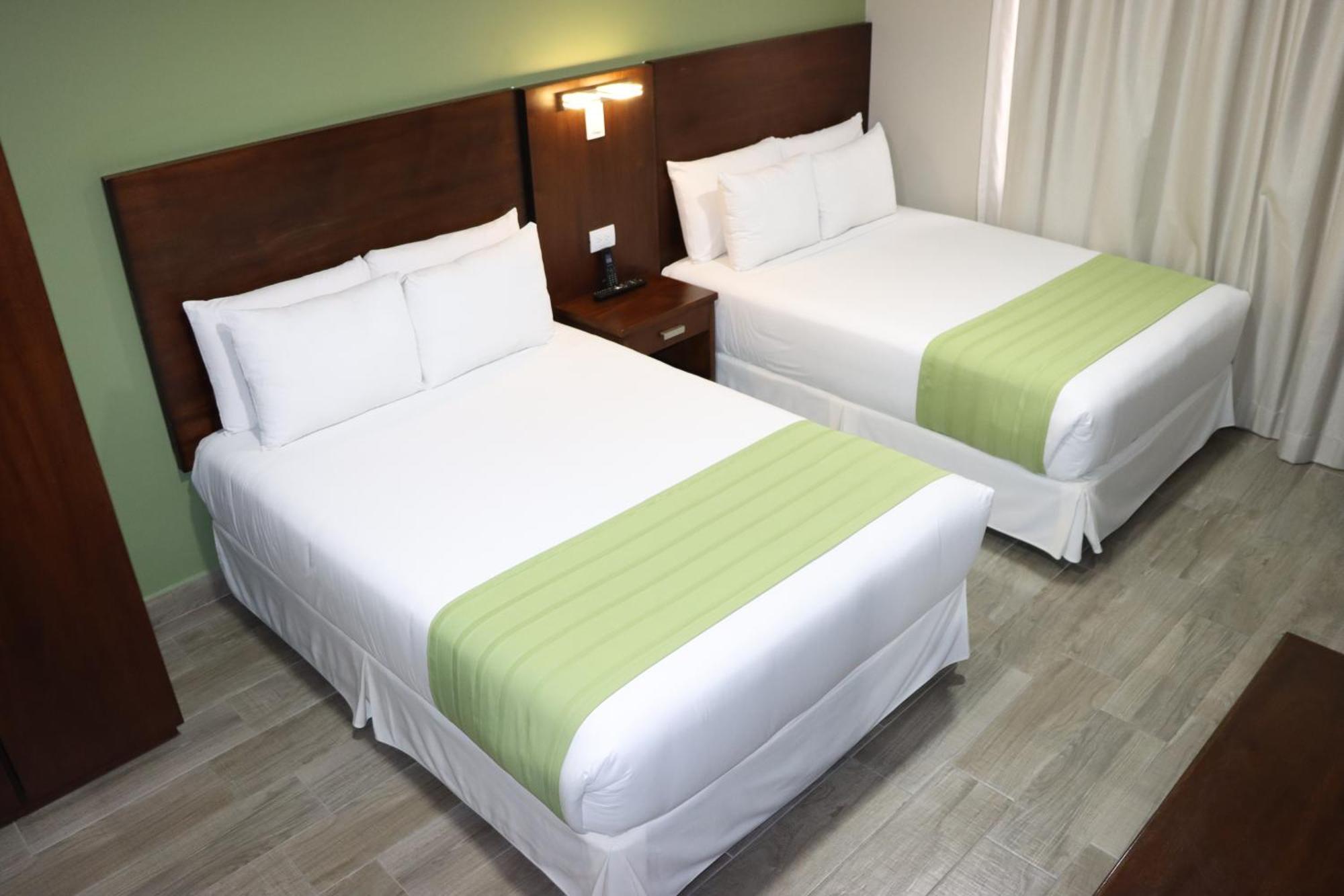 Hotel San Agustin Plaza Latacunga Extérieur photo