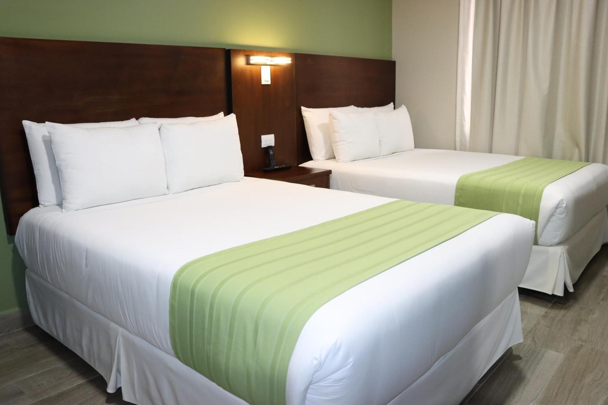 Hotel San Agustin Plaza Latacunga Extérieur photo