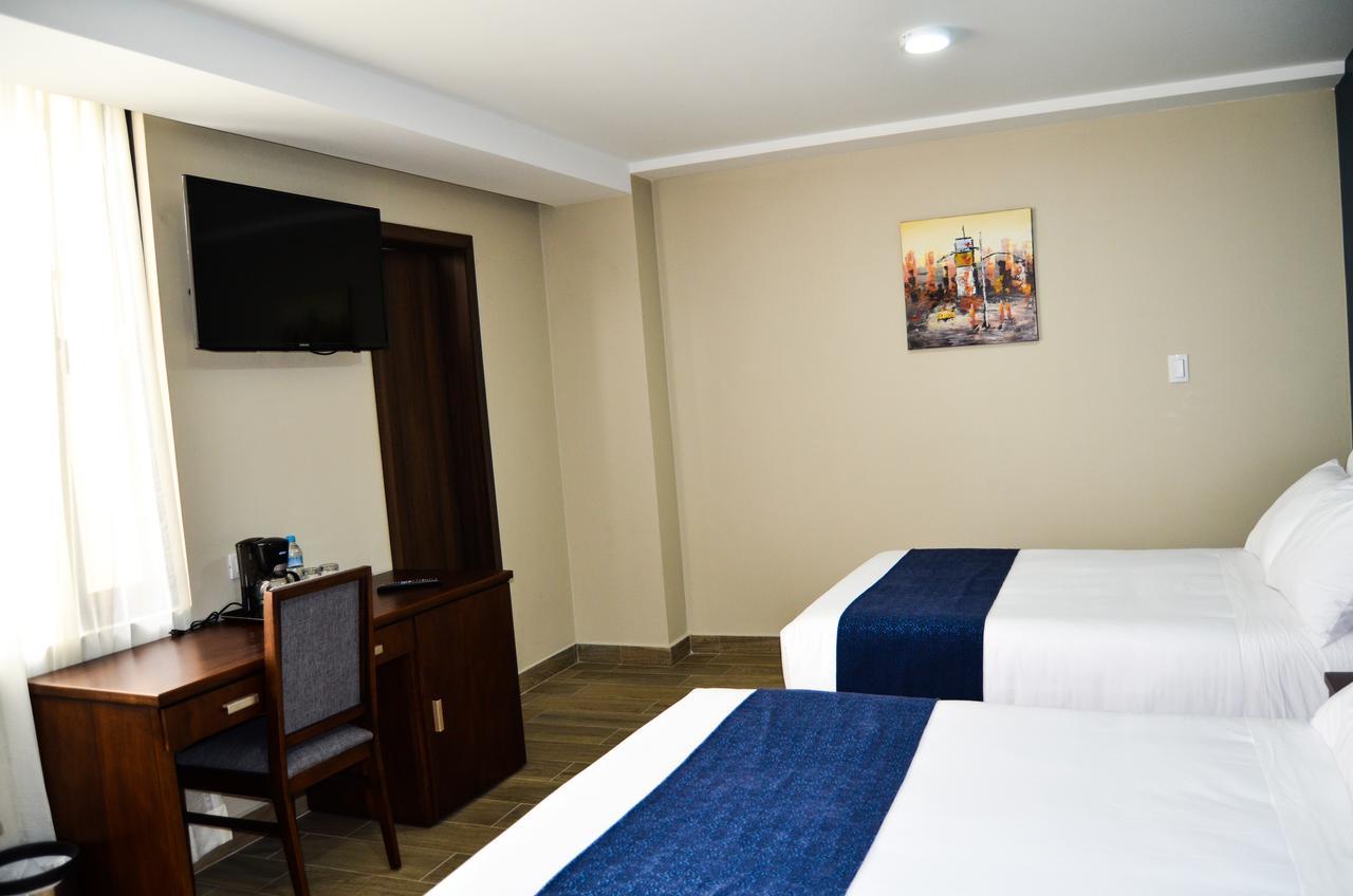 Hotel San Agustin Plaza Latacunga Extérieur photo