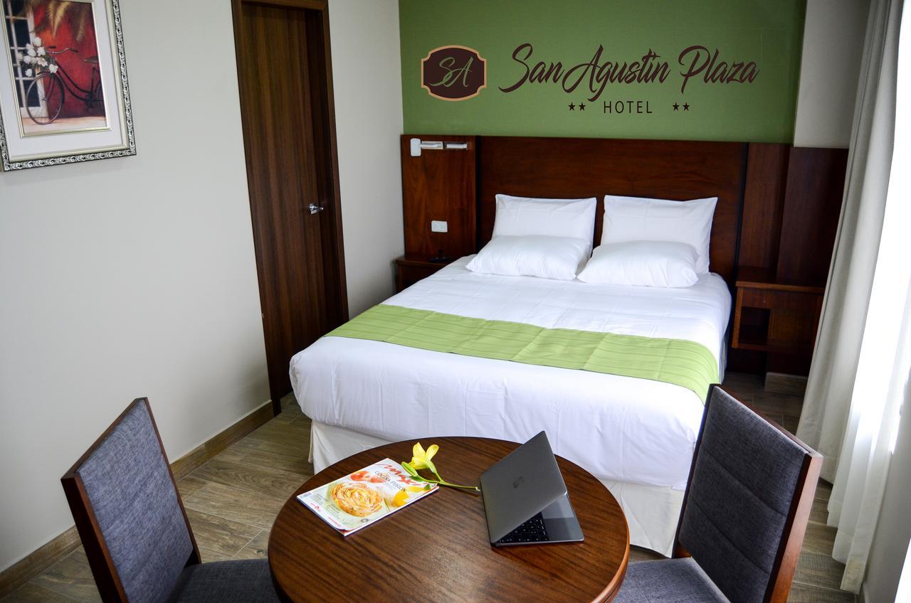 Hotel San Agustin Plaza Latacunga Extérieur photo